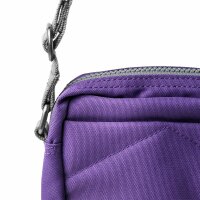 Tasche Roka Bond Bag Small Sustainable Imperial Purple