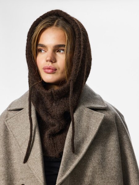 Balaklava Pieces PCNambi Snood Fudge