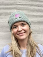 Beanie Be Famous Patch Amore Dusty Green